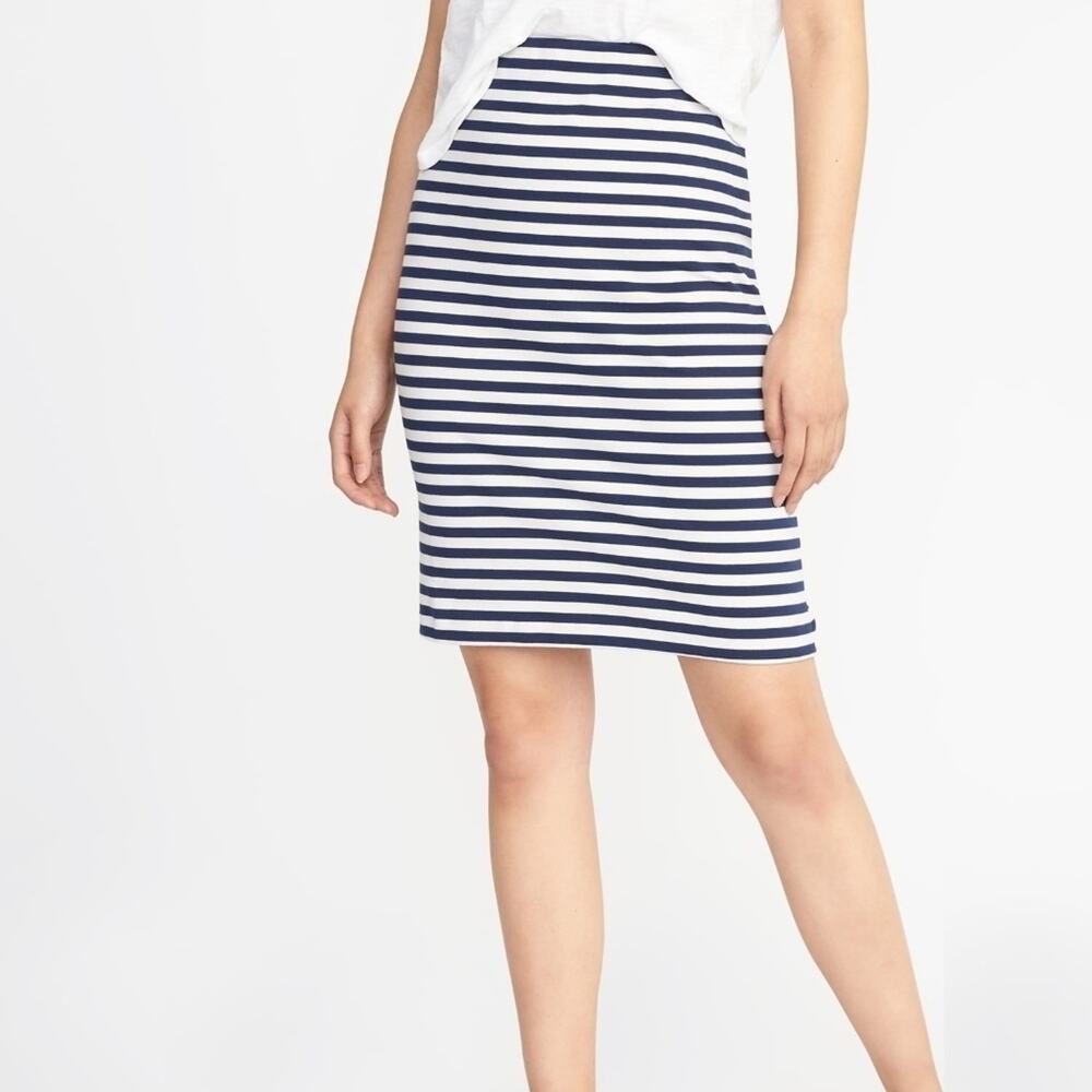 Old Navy Fantastic Fitted Skirt XS